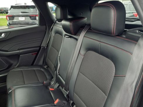 Used 2024 Ford Escape ST-Line w/ Cold Weather Package image 15