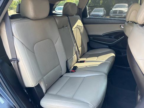 Used 2018 Hyundai Santa Fe SE w/ SE Premium Package 02 FWD image 52