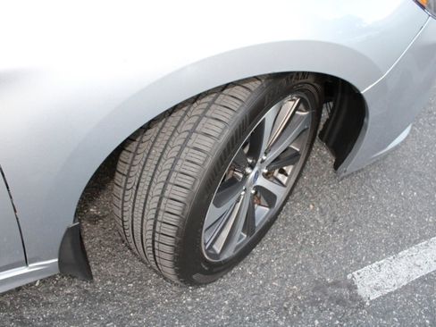 Used 2015 Subaru Legacy 3.6R Limited image 21