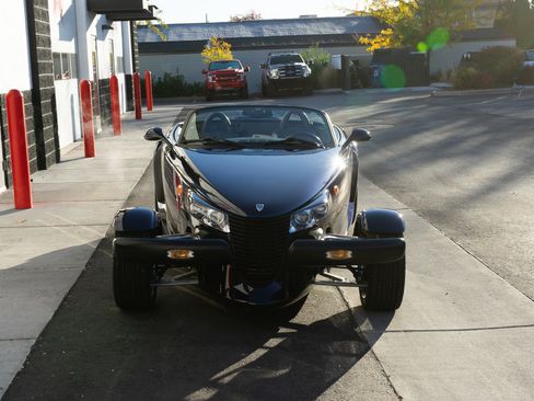 Used 2001 Chrysler Prowler image 37