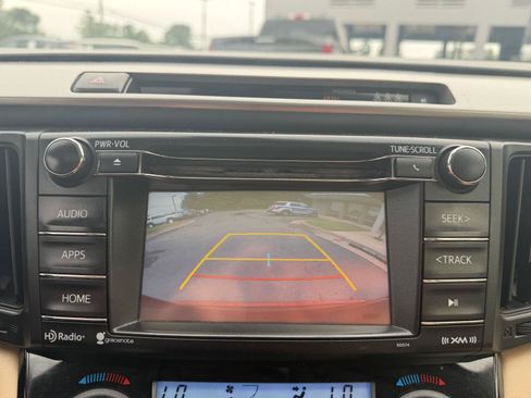 Used 2018 Toyota RAV4 XLE w/ Plus Extra Value Package AWD/4WD image 16