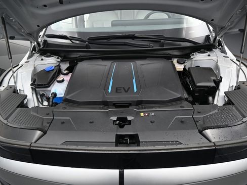 Used 2023 Hyundai Ioniq 5 SEL w/ Cargo Package image 39