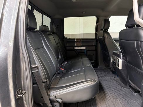 Used 2019 Ford F150 Lariat w/ Equipment Group 502A Luxury image 45