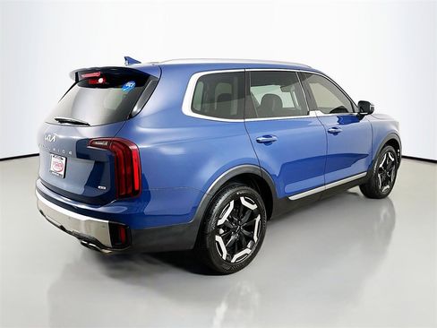 Certified 2023 Kia Telluride S w/ S Sunroof Package image 21