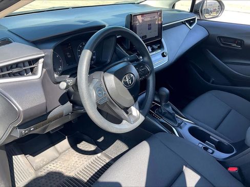Used 2024 Toyota Corolla LE FWD image 15