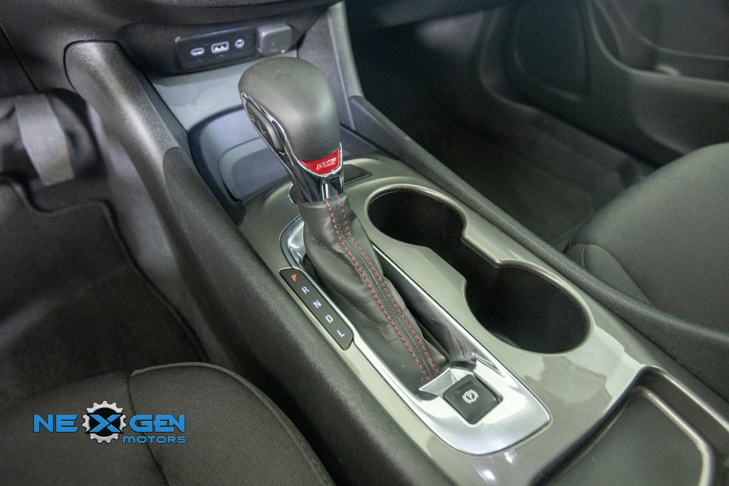 Used 2023 Chevrolet Malibu RS FWD image 24