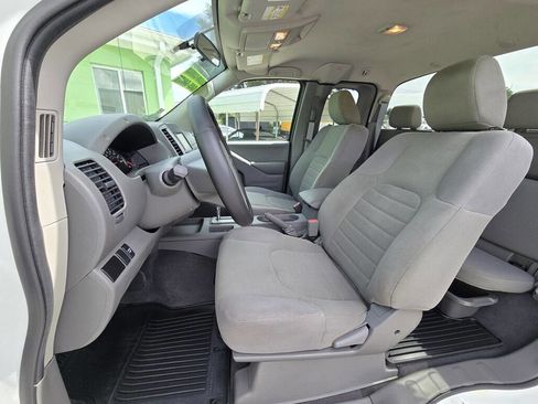 Used 2019 Nissan Frontier S image 11