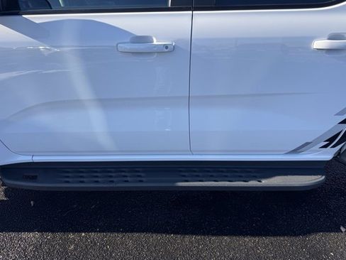 Used 2025 Ford Ranger Raptor image 14