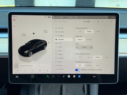 Used 2023 Tesla Model 3 Standard Range RWD image 25
