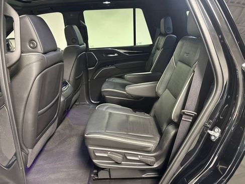 Used 2024 Cadillac Escalade Sport image 34