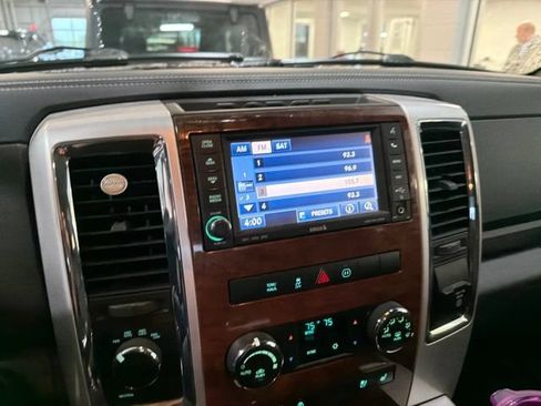 Used 2012 RAM 1500 Laramie AWD/4WD image 11