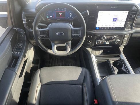 Used 2025 Ford F250 Lariat AWD/4WD image 26