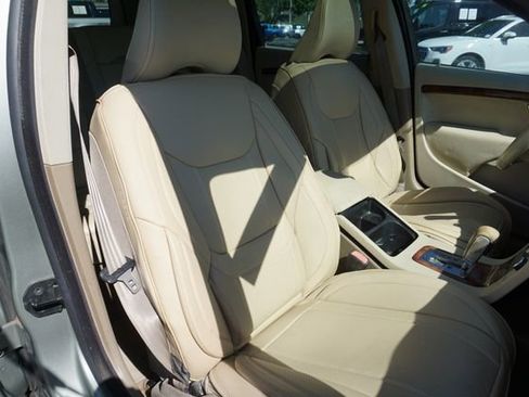 Used 2008 Volvo XC70 3.2 AWD/4WD image 2