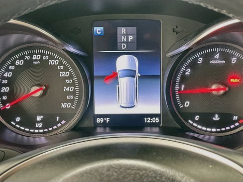 Used 2019 Mercedes-Benz GLC 300 image 12