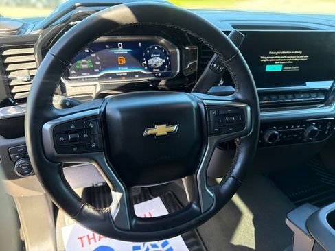 Certified 2024 Chevrolet Silverado 1500 LT AWD/4WD image 18