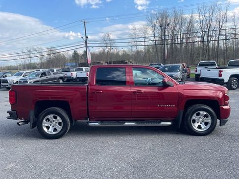 Used 2018 Chevrolet Silverado 1500 LT w/ All Star Edition AWD/4WD image 8