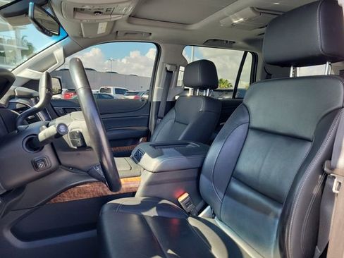 Used 2019 Chevrolet Tahoe Premier AWD/4WD image 19