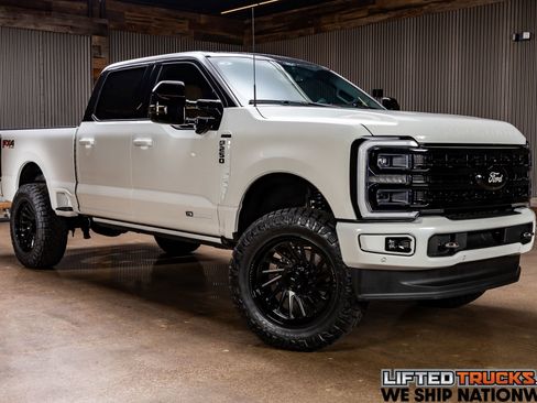 Used 2024 Ford F250 Platinum image 1
