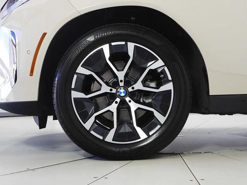 Used 2026 BMW X3 xDrive30i w/ Premium Package AWD/4WD image 5