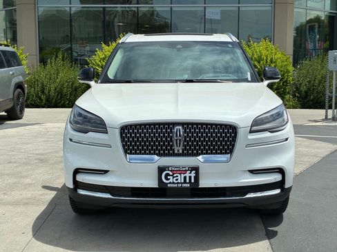 Used 2023 Lincoln Aviator Reserve w/ Equipment Group 201A AWD/4WD image 11