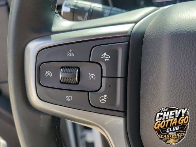Used 2024 Chevrolet Tahoe Premier AWD/4WD image 16