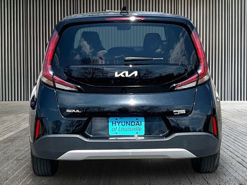 Used 2023 Kia Soul LX w/ LX Technology Package FWD image 5