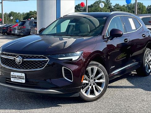 Used 2022 Buick Envision Avenir w/ Premium Seat Package FWD image 3
