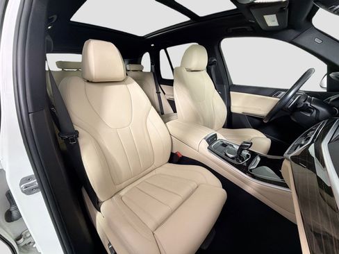 Used 2021 BMW X5 sDrive40i w/ Premium Package 2 image 29