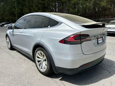Used 2017 Tesla Model X 75D AWD/4WD image 5