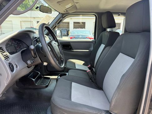 Used 2011 Ford Ranger XL RWD image 2