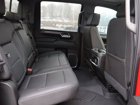 Used 2024 Chevrolet Silverado 2500 LTZ w/ LTZ Convenience Package image 17