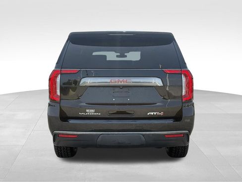 Used 2021 GMC Yukon AT4 w/ Rear Media and Nav Package AWD/4WD image 23