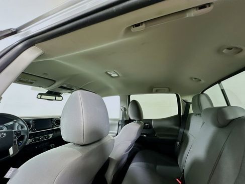 Used 2023 Toyota Tacoma SR5 RWD image 13