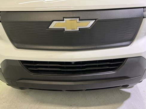 Used 2024 Chevrolet Silverado EV W/T image 4