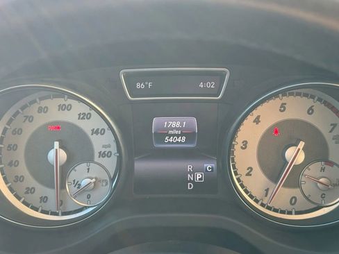 Used 2017 Mercedes-Benz GLA 250 image 16