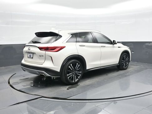 Used 2021 INFINITI QX50 Sensory image 7