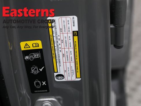 Used 2021 Jeep Wrangler Unlimited Sahara w/ Cold Weather Group image 38