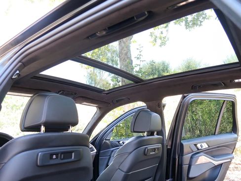 Used 2022 BMW X5 xDrive40i AWD/4WD image 51