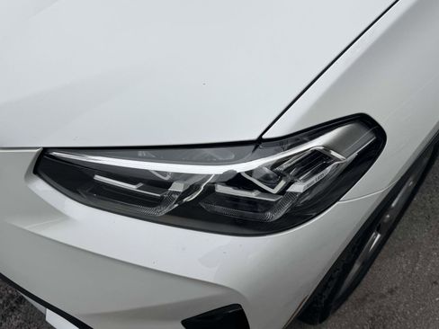 Used 2023 BMW X4 xDrive30i w/ Premium Package image 8