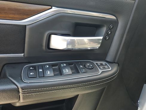Used 2024 RAM 2500 Laramie image 23
