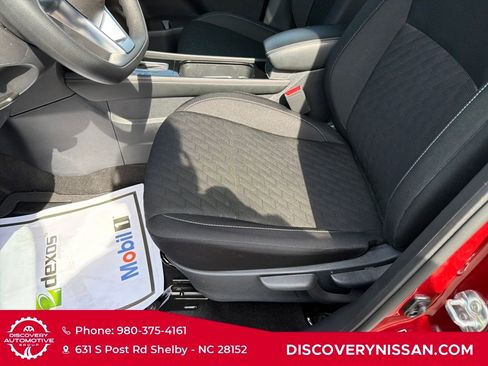 Certified 2024 Nissan Kicks SV image 13