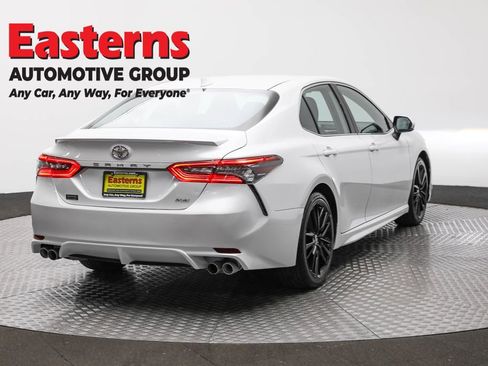 Used 2023 Toyota Camry XSE image 5