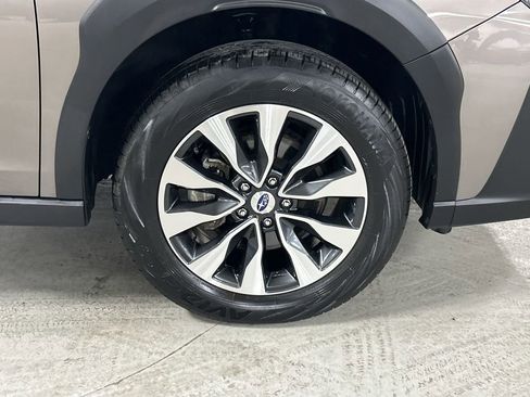 Certified 2023 Subaru Outback Limited image 13