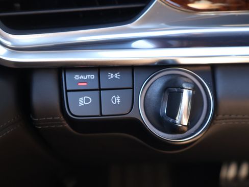 Certified 2022 Porsche Panamera Turbo S AWD/4WD image 22