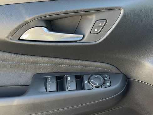 New 2026 Buick Envista Sport Touring FWD image 22