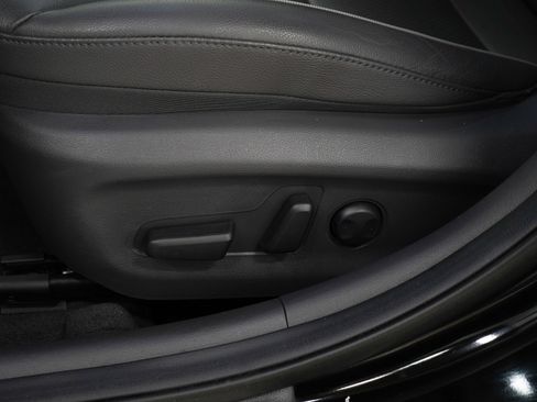 Used 2020 Hyundai Ioniq Limited FWD image 21