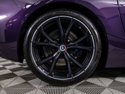 Used 2023 BMW Z4 M40i w/ Premium Package image 37