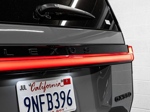 Used 2024 Lexus GX 550 550 Overtrail+ image 18