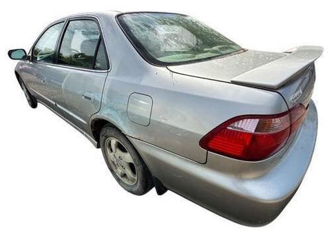 Used 1999 Honda Accord EX image 3