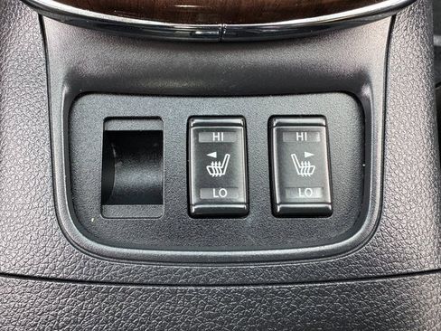 Used 2013 Nissan Sentra SL w/ Leather Pkg image 24